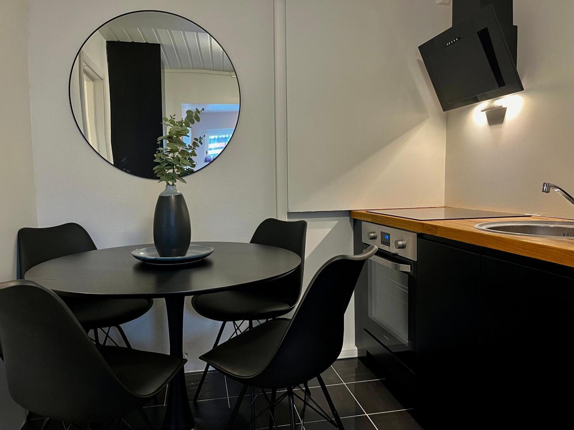 Five Apartments - Boutique トロムソ エクステリア 写真