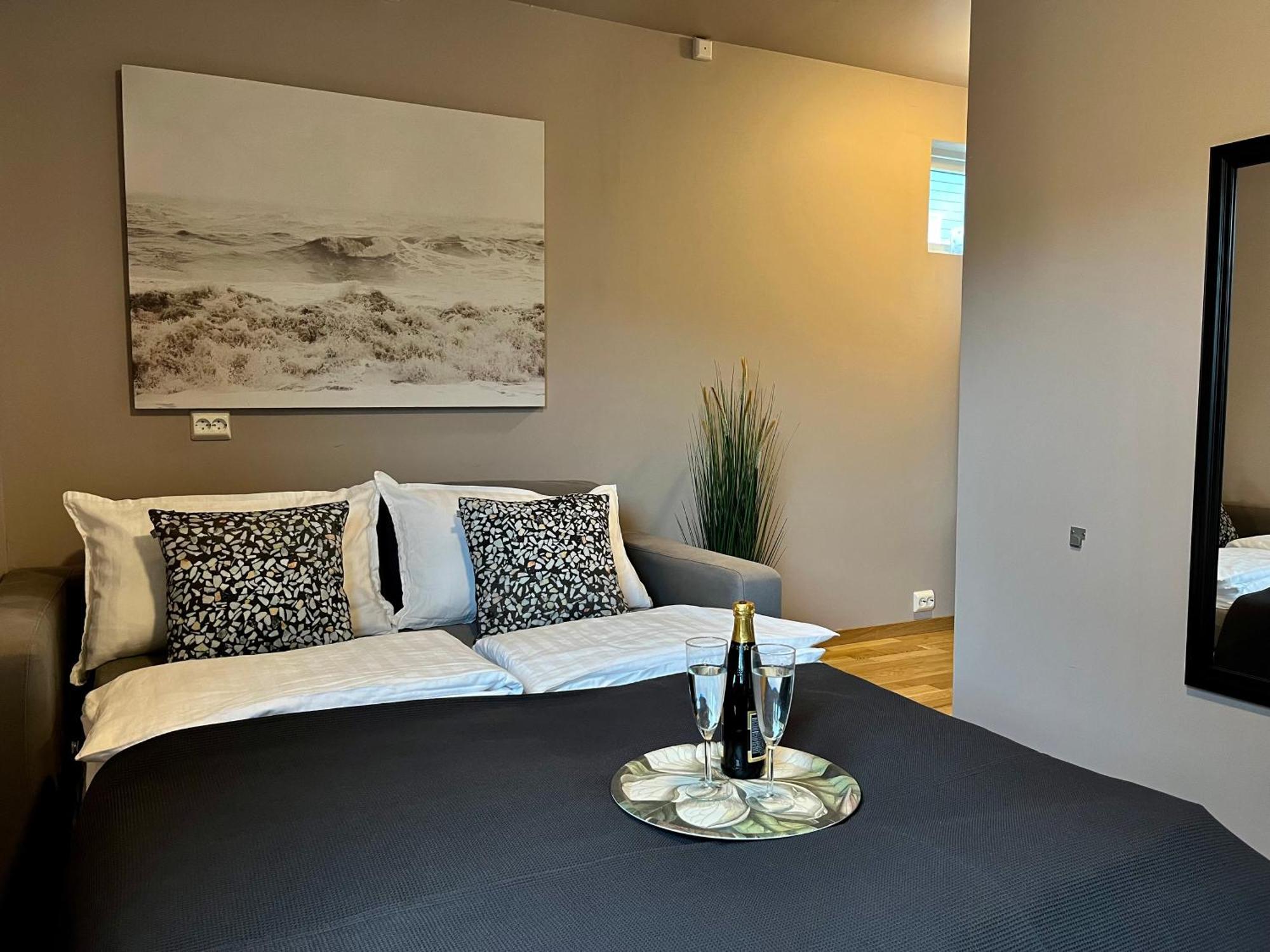 Five Apartments - Boutique トロムソ エクステリア 写真