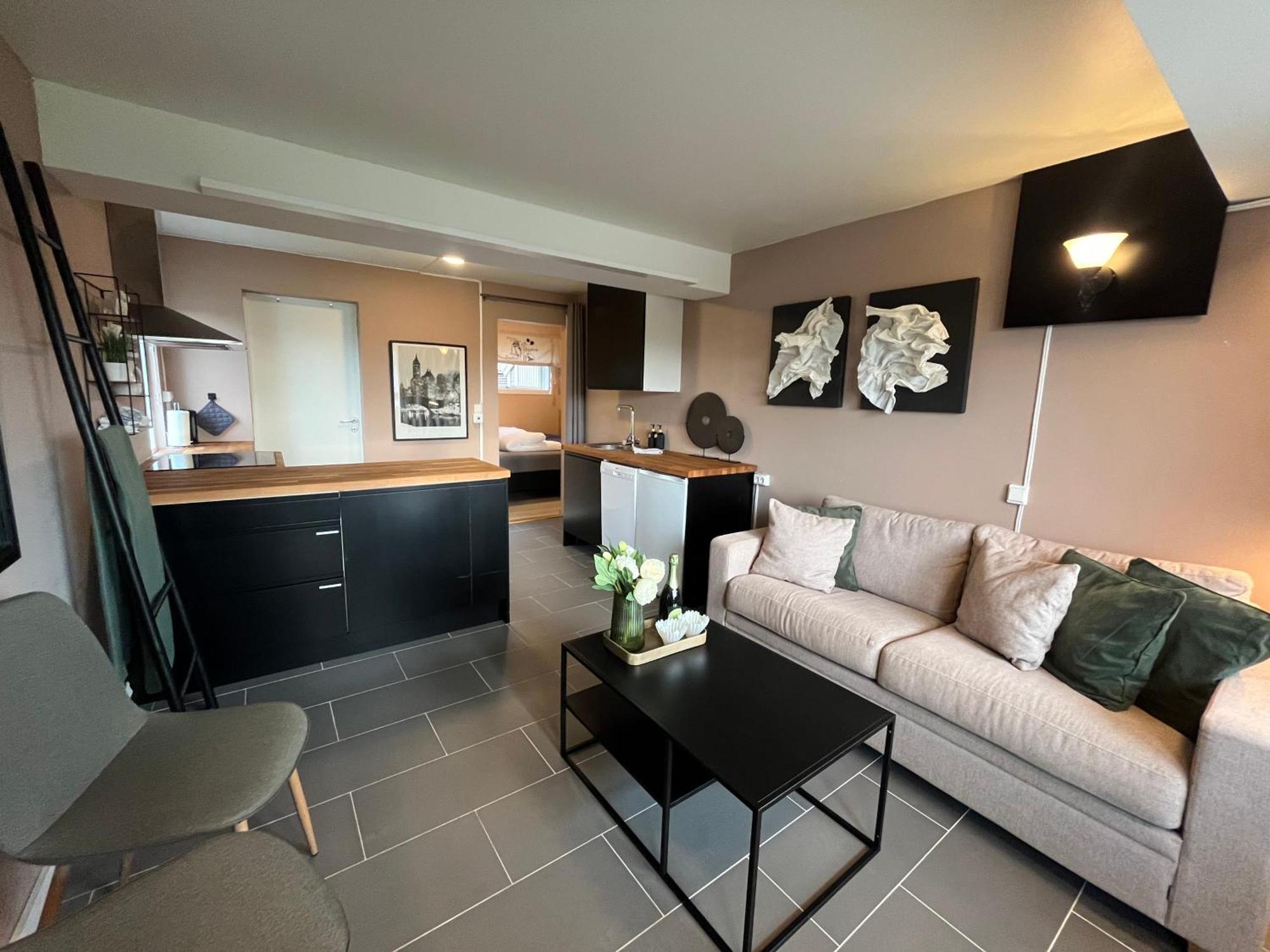 Five Apartments - Boutique トロムソ エクステリア 写真